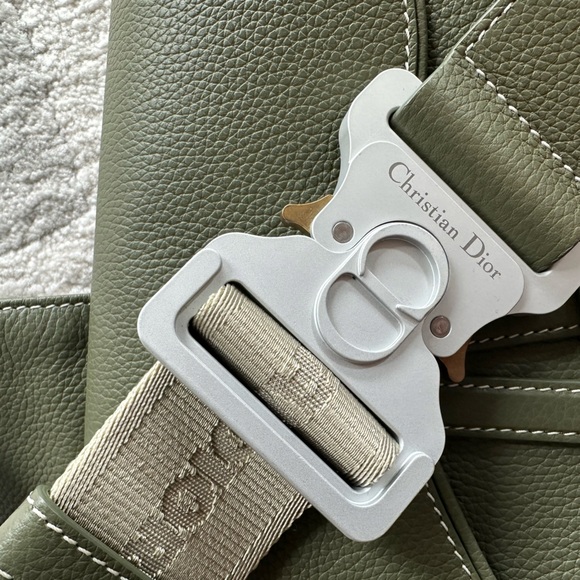 Saddle Bag
Khaki Grained Calfskin - Picture 3 of 16